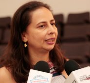 La secretaria Fabiola Cáceres detalló que la audiencia pública de empleos de carrera podrá seguirse en vivo a través de Facebook Live. Archivo