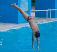 En el complejo acuático trabajan para conseguir su meta. Alfredo Estévez / La Opinión