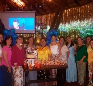 Belén de Román, Sonia Sauda de Rodríguez, Nancy Cabrera de Parra, María Elena Llanes de Parada, Piedad Valero de Salgar, Marleny Mafla de Ararat, Teresa Parada de González, Laura Cáceres de Díaz, Fanny Arenas de Molina, Lucy García de Lamk, Fanny Dietes de Figueredo, Fanny de Arciniegas, Judith de Gómez y Carmen Alícia de Ruiz.
Laura Correal
