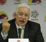 Tras la reunión llevada a cabo, ayer, en Bogotá, el presidente de la Dimayor tendría 10 días para renunciar a su cargo, antes de que los clubes soliciten una Asamblea Extraordinaria para agilizar su salida del puesto.  Archivo