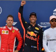 Ricciardo también logró en Mónaco, en 2016, la otra pole de su carrera. Luego finalizó segundo en la carrera, batido por Hamilton. AFP
