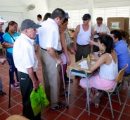 El domingo, durante las elecciones que se llevaron a cabo en Cúcuta y el área metropolitana se observaron
puestos repletos de adultos mayores queriendo votar. Los jóvenes brillaron por su ausencia Mario Caicedo