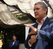 Duque explicó que el empalme se hará con énfasis en los 16 sectores. Colprensa