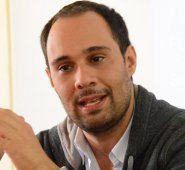 José Miguel González campo, gerente de Centrales Eléctricas. La conferencia se cumplirá hoy a las 5 de la tarde en la Biblioteca Pública Julio Pérez Ferrero. Archivo