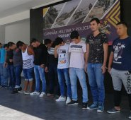 La Mecuc informó que la ofensiva resultó en 13 capturas, 12 de ellas en estos tres municipios y una en Jamundí, Valle del Cauca.  Policía Nacional