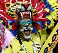 Los visitantes latinoamericanos están atrayendo las miradas en contraste con los de países europeos. AFP