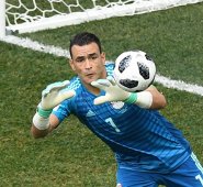 El arquero Essam El Hadary jugó con 45 años y 161 días. AFP