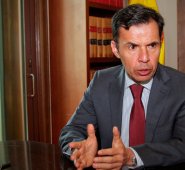El ministro del Interior, Guillermo Rivera, no la tuvo fácil durante la última legislatura que acaba de terminar, puesto que con el proceso electoral encima y la recta final del Gobierno, los proyectos en favor de la paz sufrieron varios tropiezos. Colprensa