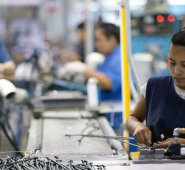 La evolución salarial de las mujeres es un 39 por ciento menor a la de los hombres. Archivo