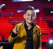 Su carisma, sus ojos verdes y su voz se robaron, no solo la atención de los jurados de 'La Voz Kids', sino también a ese exigente público.  Archivo