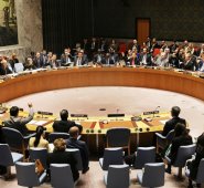 ONU fija el suministro en cuatro millones de barriles de crudo. AFP