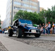 Alfredo Estévez / La Opinión y Cortesía 