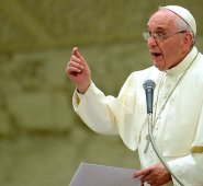 El pontífice argentino, que suele pronunciar sus discursos en italiano y en algunas ocasiones en español. AFP