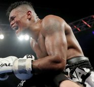 Eléider Álvarez se convirtió en uno de los cuatro monarcas semicompletos del mundo.  Tomada de Twitter @wbeimarlodice