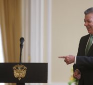 Las decisiones hay que tomarlas y la protección del medio ambiente me parece mucho más importante que defender unos derechos particulares. Colprensa