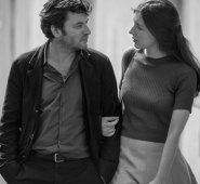 ‘Amantes por un día’ es una irreverente autobiografía de Garrel, donde además actúa su hija Esther. Colprensa