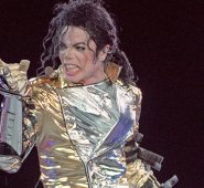 Vendió un millón de boletos para esta última gira que no pudo hacer realidad porque falleció el 25 de junio después de tomar una dosis de Propofol. Internet