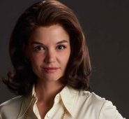 Katie Holmes personifica a Jackie. AFP