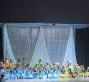 Se representaron con trajes de pollitos amarillos, con ganas de volar y mostrar el talento que los caracteriza. Cortesía