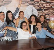 Lucía Rojas, Carol Gómez  Bonett,  Alegna Maldonado, Claudia Patricia Rangel y Milena López. Sentadas: Susan Moncada y Sonia Mendoza. Cortesía