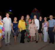 Alejandra Uribe, Raúl Colmenares Rey, Alexandra Álvarez, Ana Lucía Llanes, Claudia Uribe, María Claudia Peñaranda, Mauricio Yáñez, Magda Puerto, Margarita Contreras, Jairo Yáñez y Andrea Torrado. Luis Alfredo Estévez
