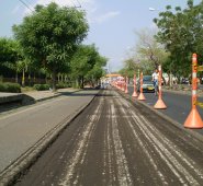 En un plan programado que apunta a ofrecer mejores condiciones de rodamiento y seguridad a los conductores. Cortesía