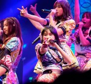 Un documental presentado en el festival de cine de Busan revela la otra cara. AFP