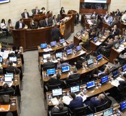 La plenaria fue levantada con mensaje contundente. Colprensa