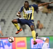 Bolt y el Central Coast Mariners concluyeron de forma amigable. AFP