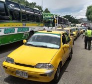 Transportadores locales denunciaron que los buses nacionales de Corta Distancia y Catatumbo siguen ingresando al centro de Cúcuta.
 Orlando Carvajal / La Opinión