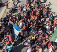 Vista aérea de la llegada de migrantes centroamericanos a la ciudad mejicana de Tijuana. AFP