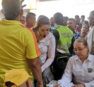 Tras la primera mesa, se logró el trabajo conjunto entre la subsecretaria de Gobierno, Sandra Roa, y la garante de los informales, Yolanda Olarte. La Opinión