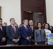 La Consulta Anticorrupción permitió congregar a todos los partidos políticos para un mismo propósito, pero al final esta unión fracasó. Archivo / La Opinión