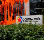 De acuerdo con el funcionario, el 40,5 % de los contratos revisados fueron adjudicados directamente y en un 26,4 % de los casos se utilizó en mecanismo de la licitación pública.  Colprensa