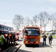 El Terminal de Transporte del Salitre ya presenta congestiones en sus instalaciones con el aumento de viajeros por el inicio de la temporada de vacaciones. Colprensa