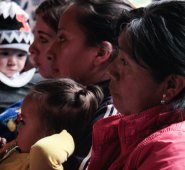 La Procuraduría señaló que la Constitución también prohíbe las discriminaciones en razón del sexo y propende a una especial protección de las mujeres dedicadas a velar por la población vulnerable. Colprensa