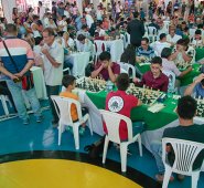 En el Centro Comercial Unicentro. Mario Franco / La Opinión