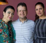 Belén Salcedo Salinas, Jairo Humberto Cristo y  Antonieta Contreras.  Cortesía