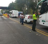La Policía de Tránsito ha impartido 4.198 comparendos por infringir las normas y han sorprendido a 107 conductores con grado de embriaguez. Policía Nacional