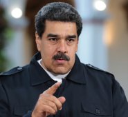 El miércoles, Maduro denunció que militares desertores, convertidos en "mercenarios", conspiraban desde Colombia para dividir a la Fuerza Armada. AFP