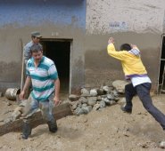 Las avenidas torrenciales son uno de los mayores riesgos para la región. Archivo