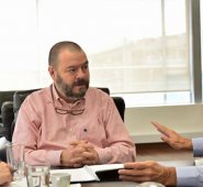 El defensor del Pueblo, Carlos Alfonso Negret, se reunió con voceros de EPM. Colprensa