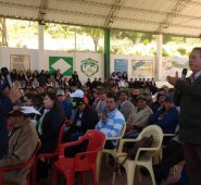 Lideres sociales plantean sus proyectos, dudas y denuncias. La Opinión