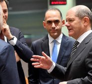 Los ministros de Finanzas europeos aprobaron durante una reunión en Bruselas el listado de países considerados como paraísos fiscales. Emmanuel Dunand / AFP