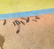 De acuerdo con las primeras versiones, el primer caso se registró con el hallazgo del cadáver de una persona degollada, dejado en una calle del barrio El Jardín, casco urbano de esta localidad. Colprensa