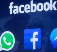 "La divulgación de imágenes, verídicas o trucadas, desempeñó un papel central en la difusión de la información: y fueron las redes sociales quienes lo hicieron posible", según Boattini. AFP