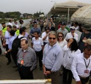 La delegación internacional estuvo en el puente internacional Simón Bolívar. Juan Pablo Cohen