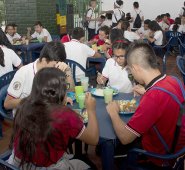 Es decir que hay 18.962 estudiantes venezolanos registrados en los colegios del departamento. Alfredo Estévez / La Opinión