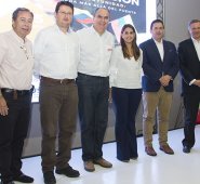 José Eustorgio Colmenares, Ronald Rodríguez, Carlos Luna,  Estefanía Colmenares Hernández, Felipe Muñoz y Rui Marques.    Alfredo Estévez / La Opinión