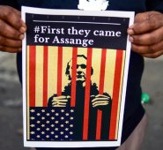 Assange, de 47 años, fue detenido el 11 de abril por la policía londinense en la embajada de Ecuador. AFP